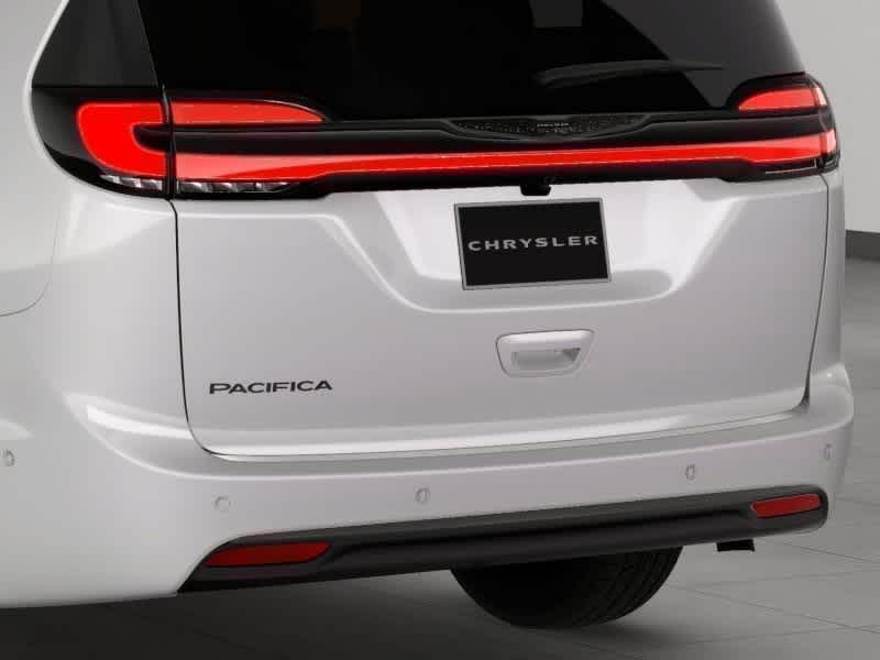 Thumbnail: 2026 Chrysler Pacifica - 16