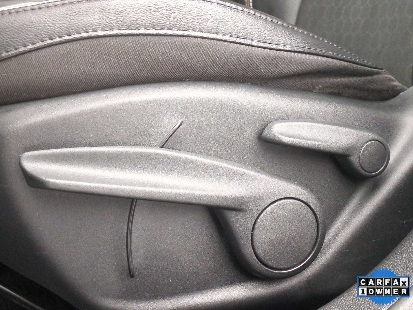 Thumbnail: 2020 Jeep Compass - 17