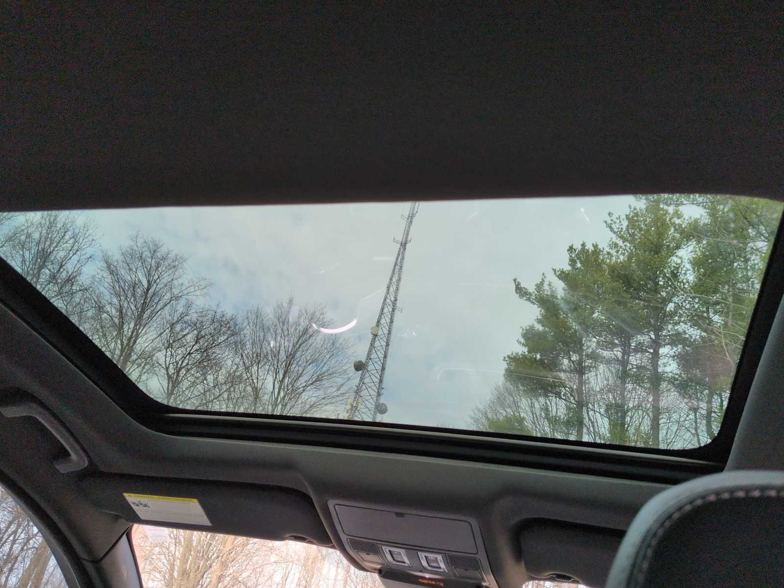 Thumbnail: 2016 Jaguar XF - 21