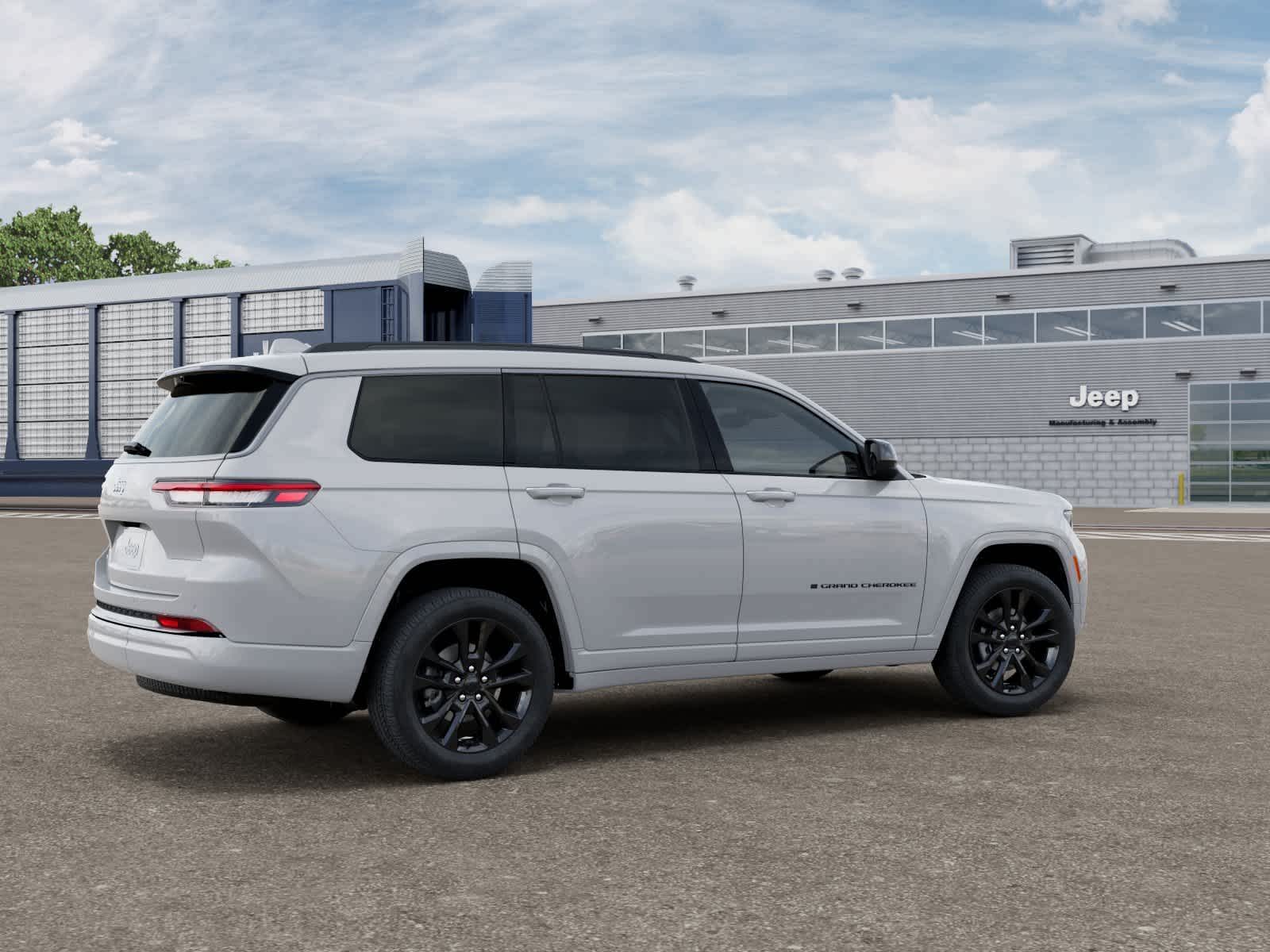 Thumbnail: 2026 Jeep Grand Cherokee L - 4