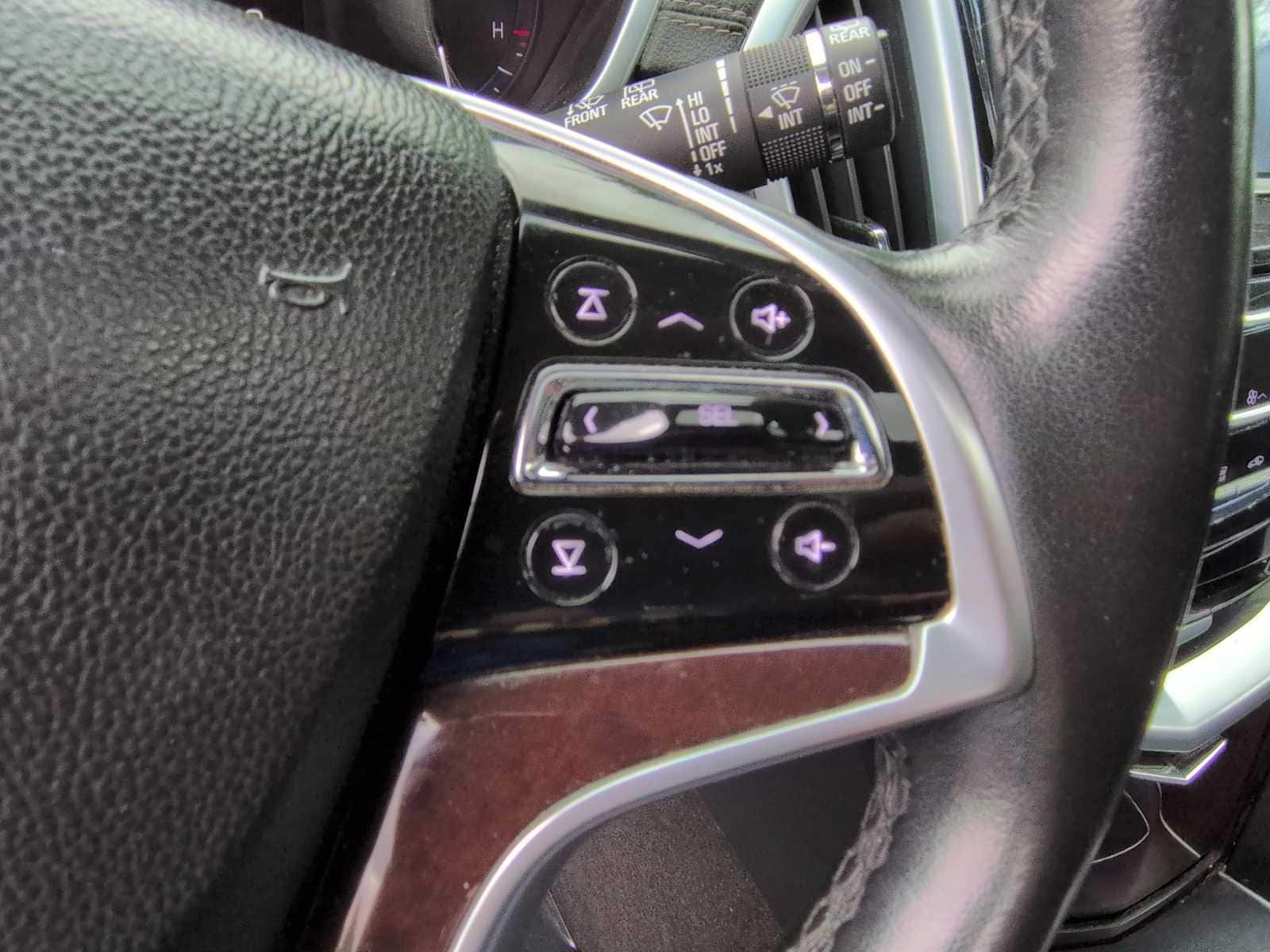 Thumbnail: 2014 Cadillac SRX - 26