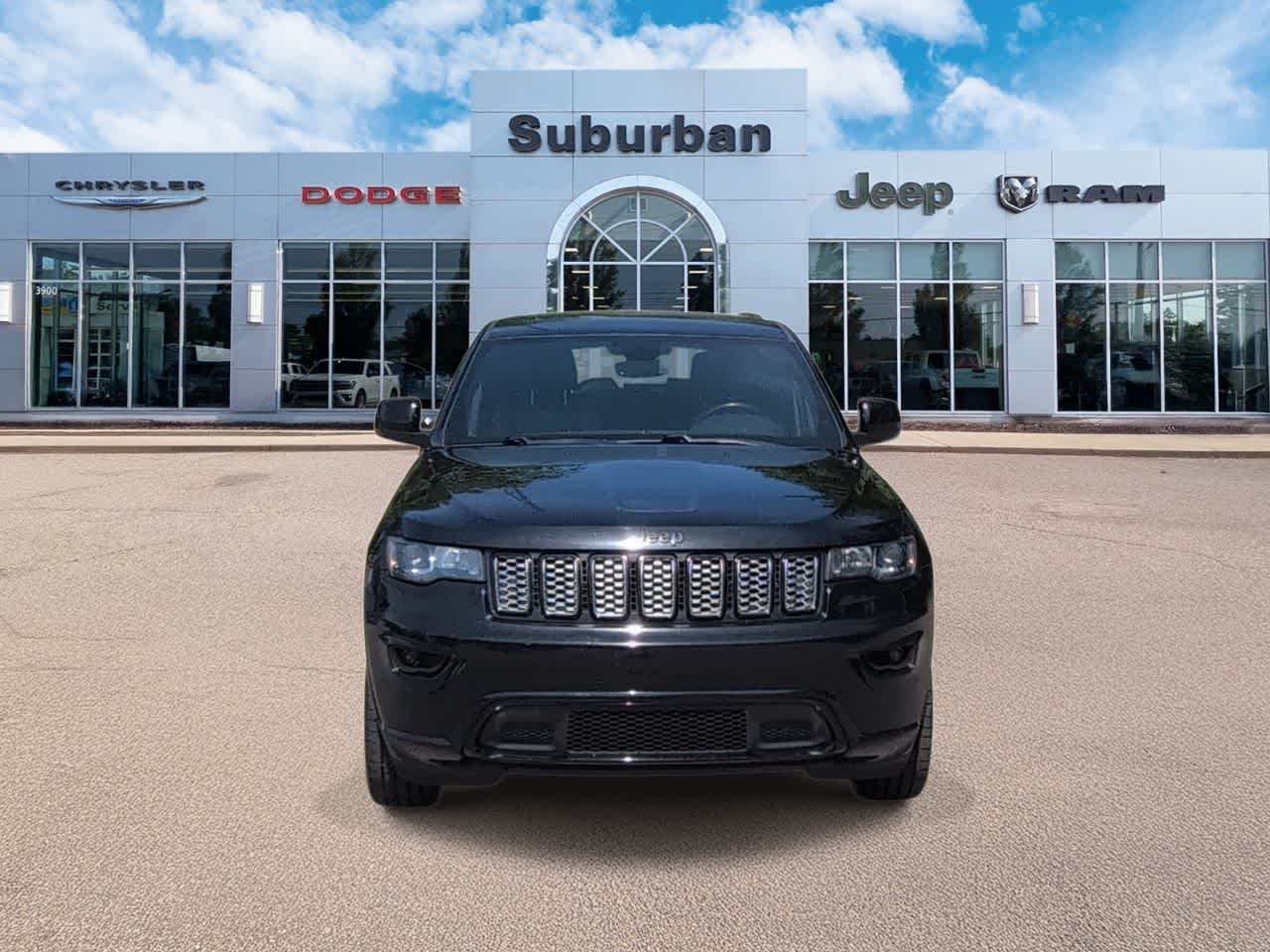 Thumbnail: 2019 Jeep Grand Cherokee - 3