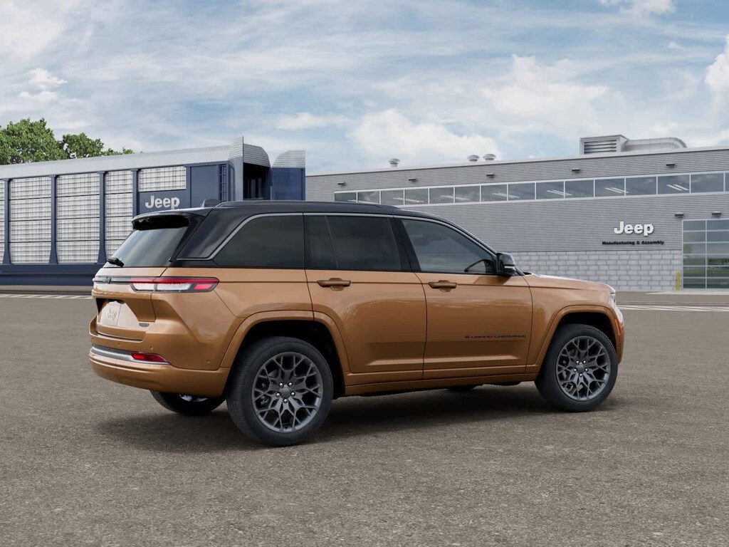 New 2026 Jeep Grand Cherokee Summit Sport Utility
