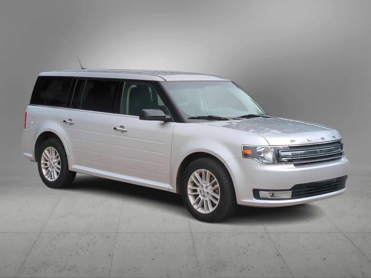 Thumbnail: 2019 Ford Flex - 2