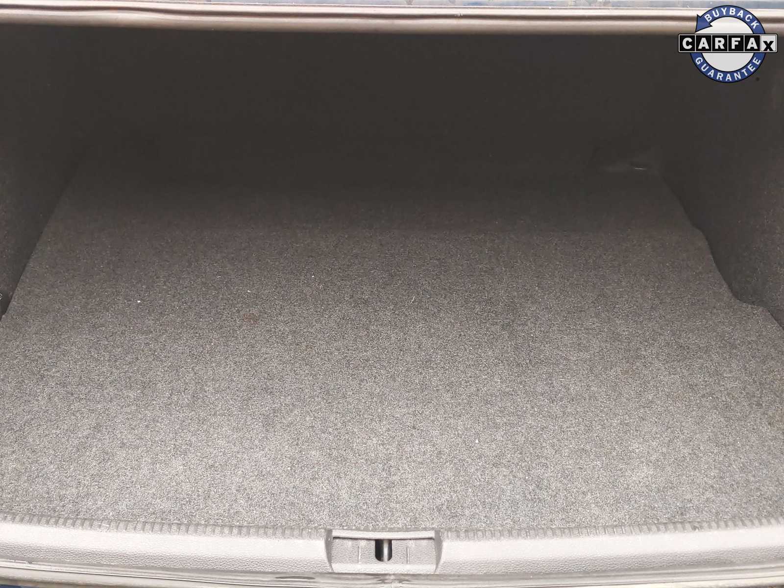 Thumbnail: 2019 Volkswagen Passat - 31