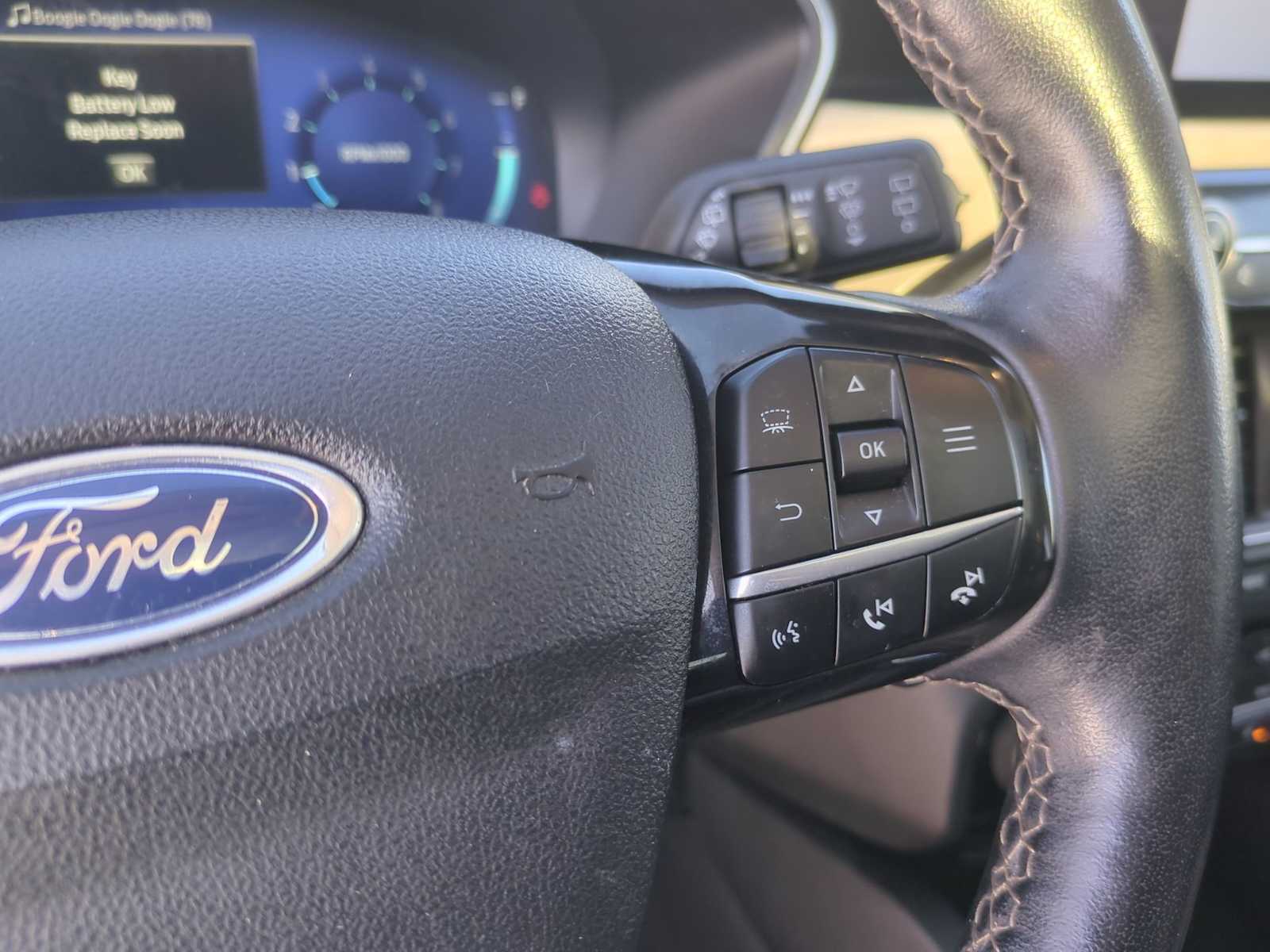 Thumbnail: 2022 Ford Escape - 34