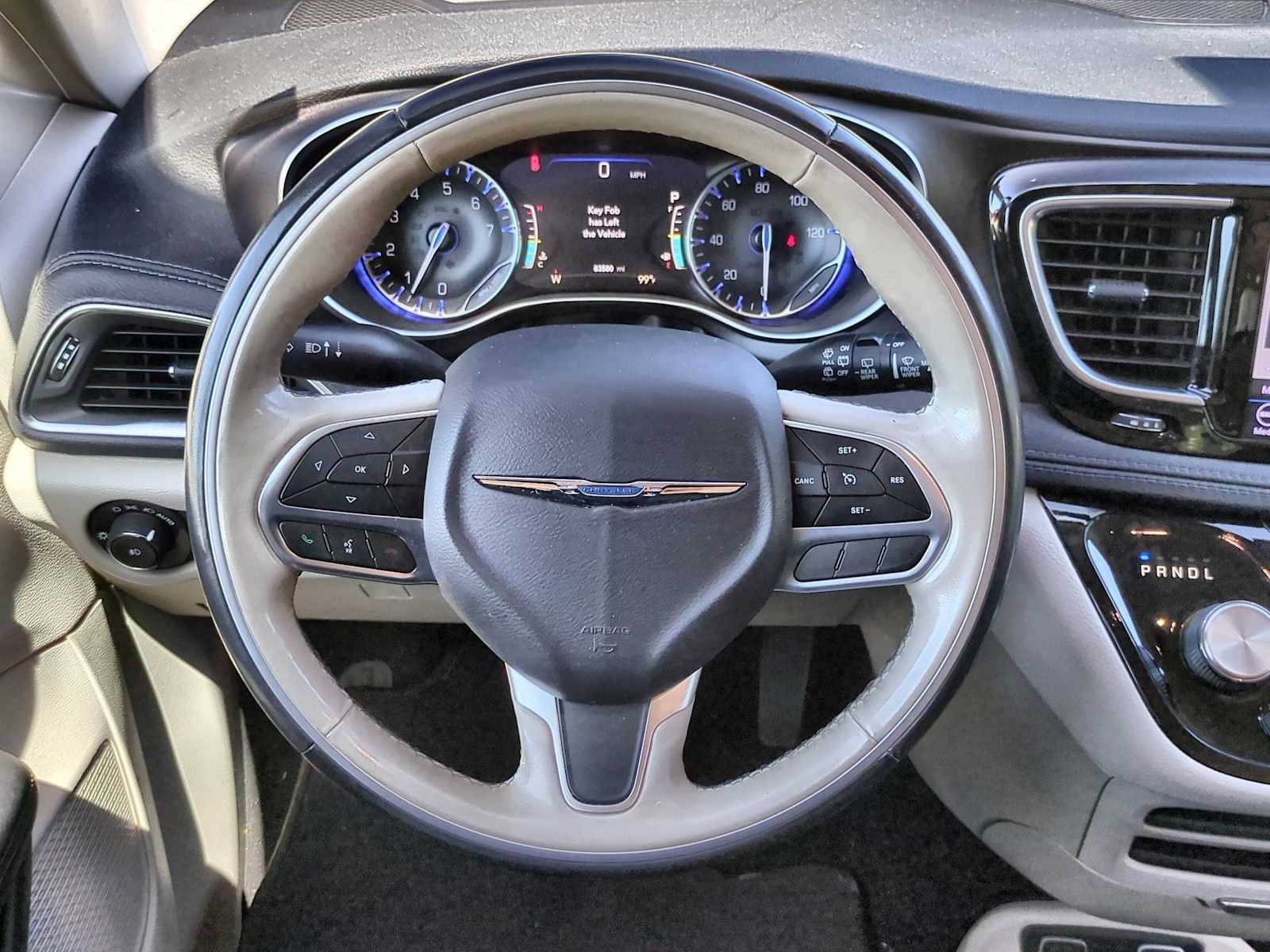 Thumbnail: 2020 Chrysler Pacifica - 25