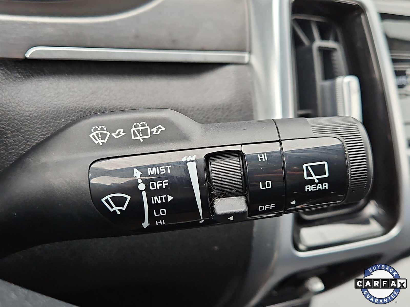 Thumbnail: 2022 Kia Sorento - 32