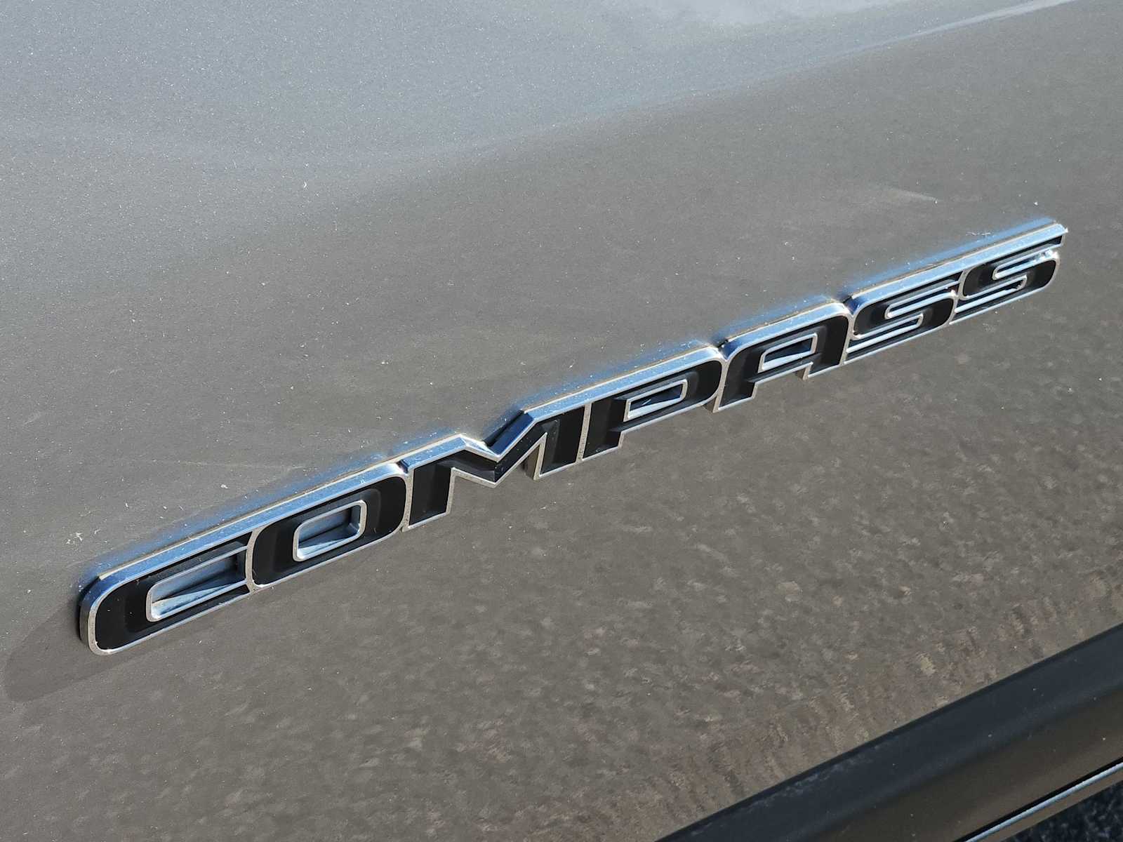 Thumbnail: 2023 Jeep Compass - 13