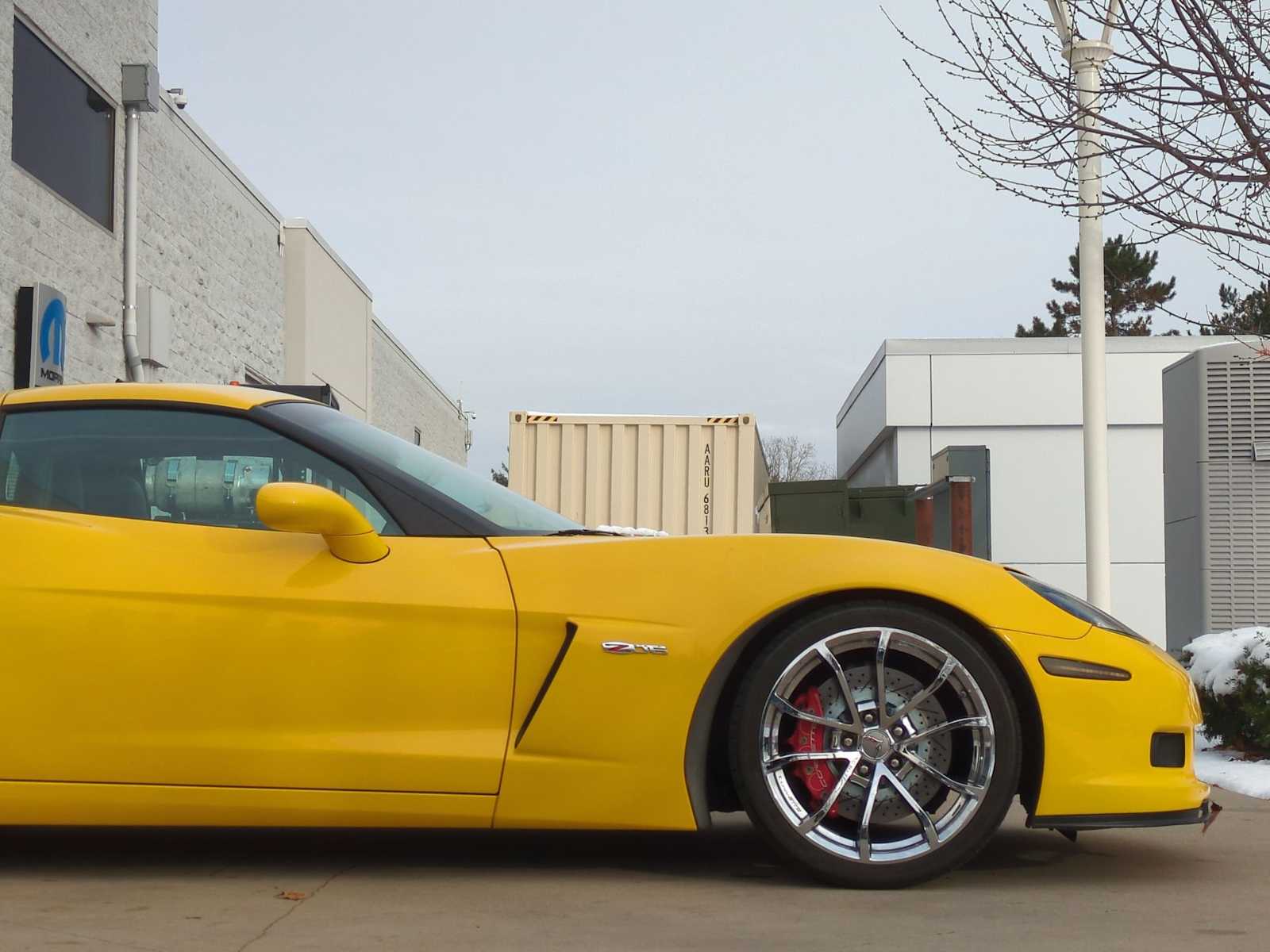 Thumbnail: 2006 Chevrolet Corvette - 32