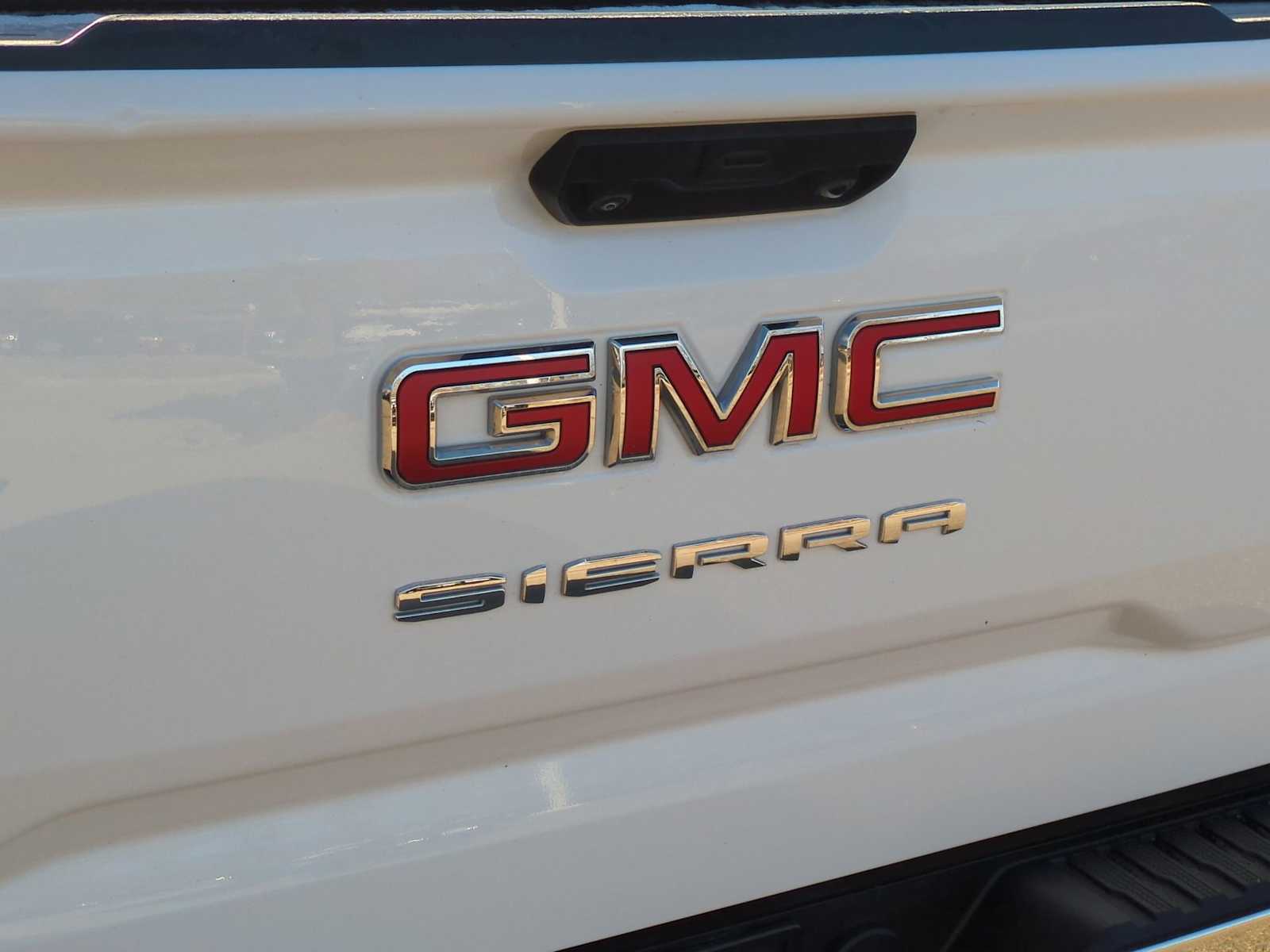 Thumbnail: 2023 GMC Sierra 1500 - 13