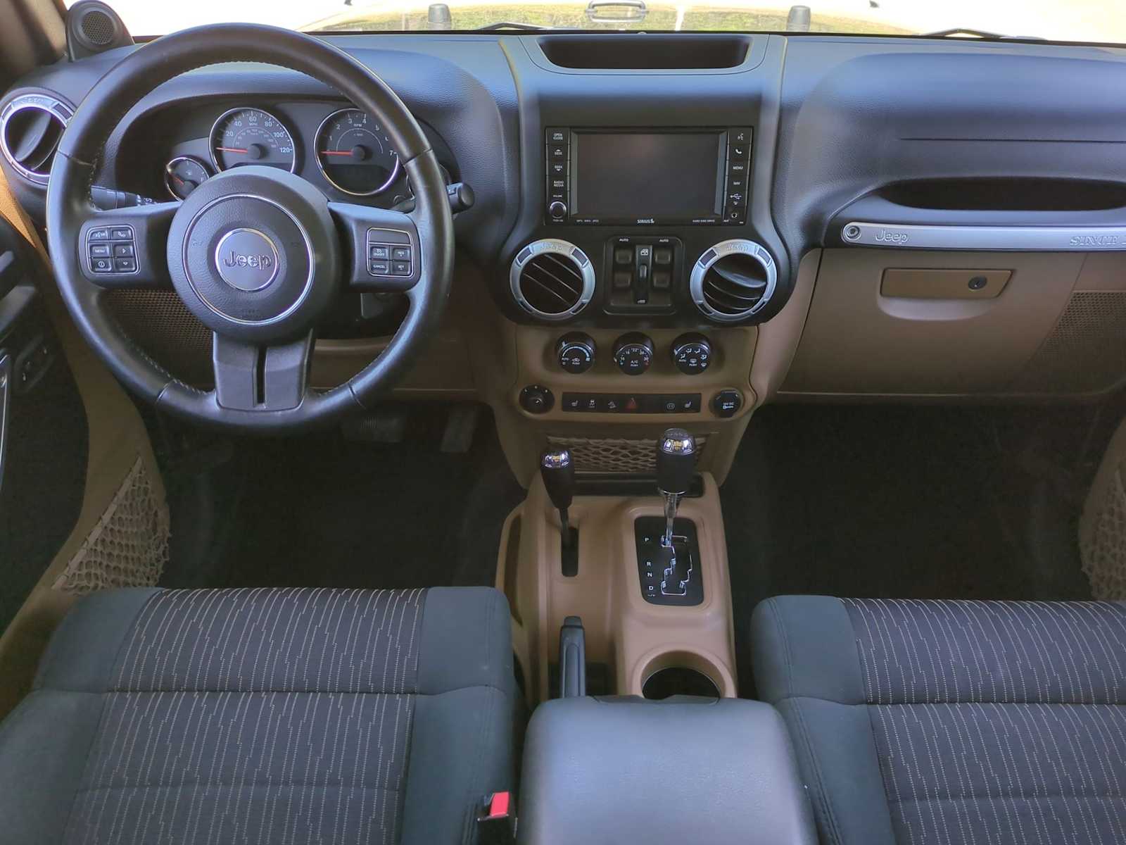 Thumbnail: 2012 Jeep Wrangler - 15