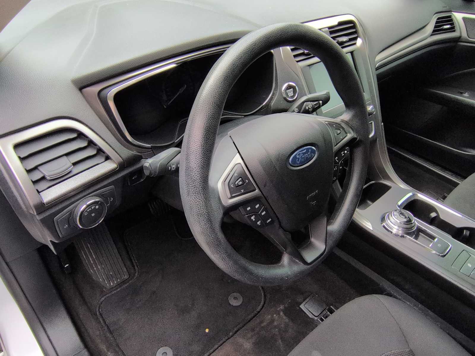 Thumbnail: 2020 Ford Fusion - 9