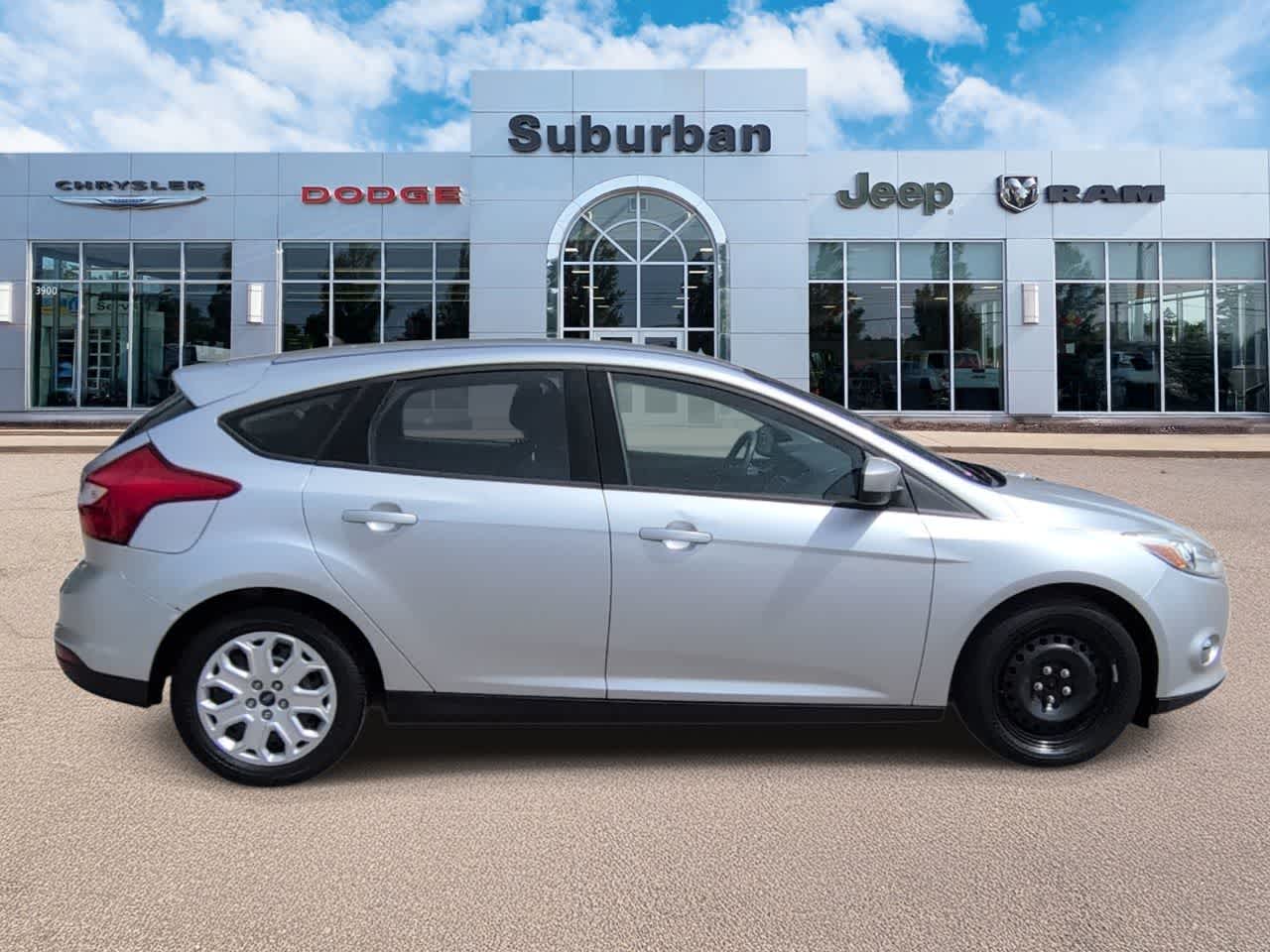 Thumbnail: 2012 Ford Focus - 9