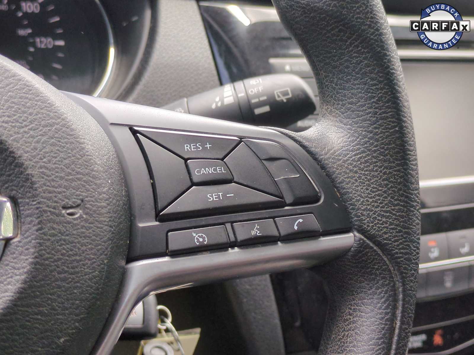 Thumbnail: 2018 Nissan Rogue - 25