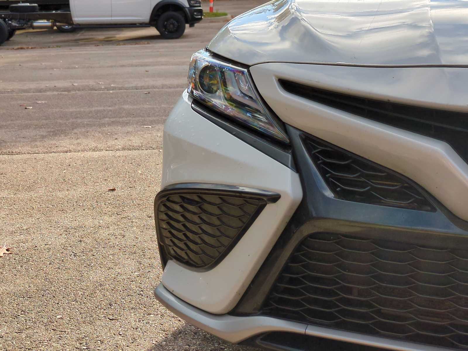 Thumbnail: 2024 Toyota Camry - 11