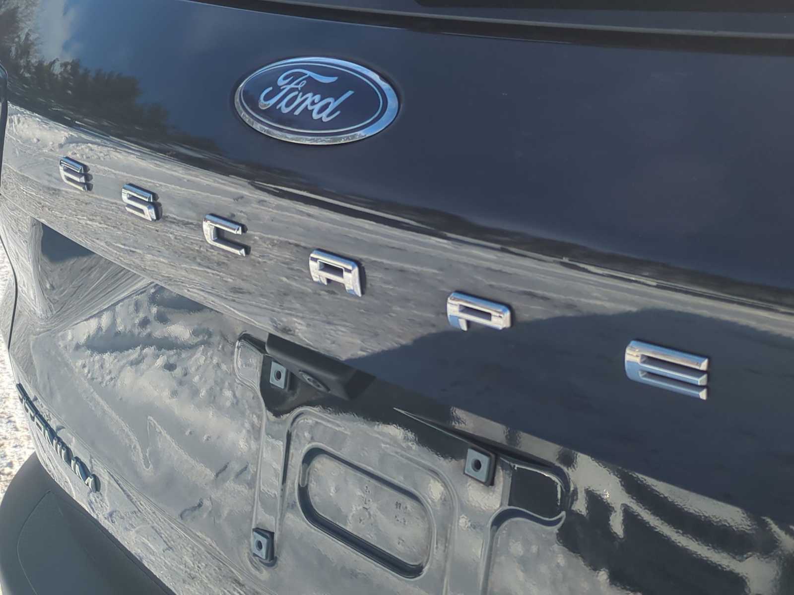 Thumbnail: 2022 Ford Escape - 20