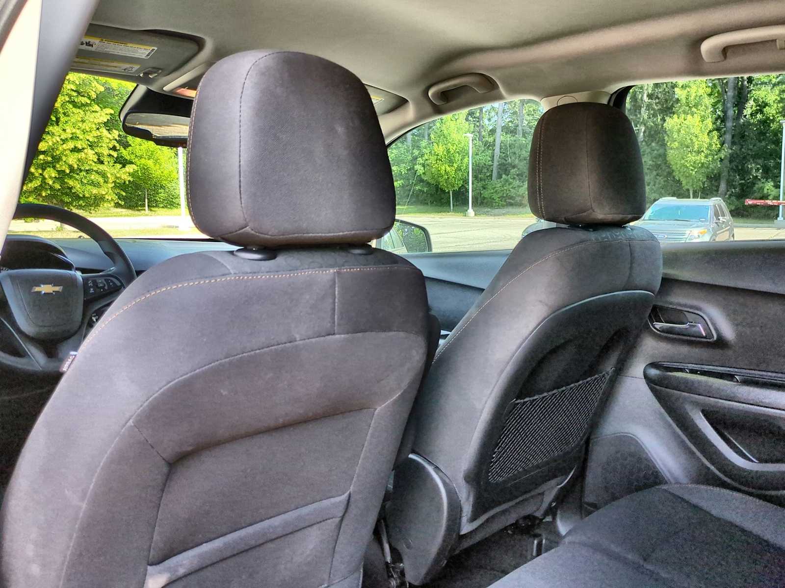 Thumbnail: 2018 Chevrolet Trax - 19