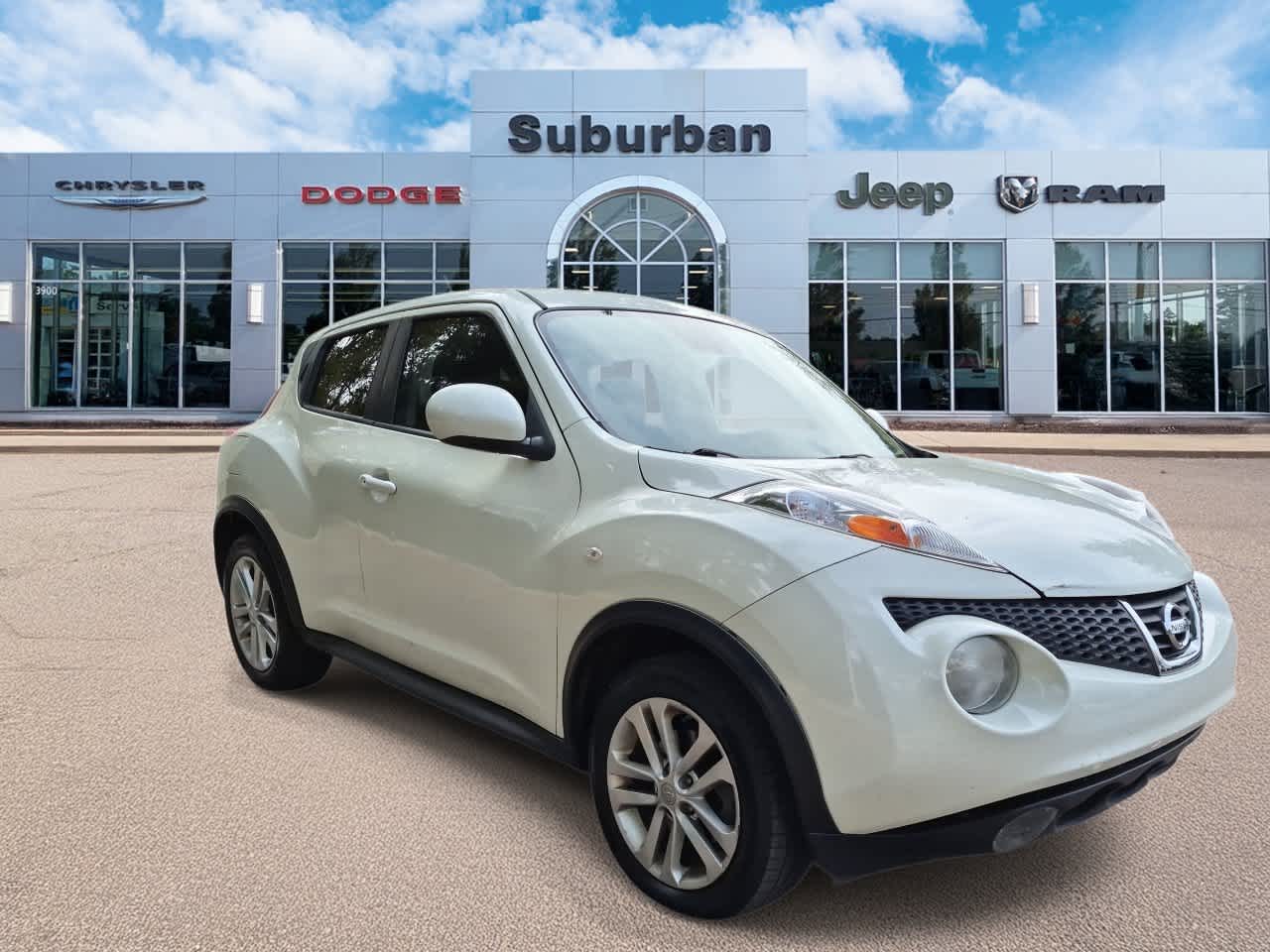 Used 2011 Nissan JUKE SV with VIN JN8AF5MR2BT005828 for sale in Ann Arbor, MI