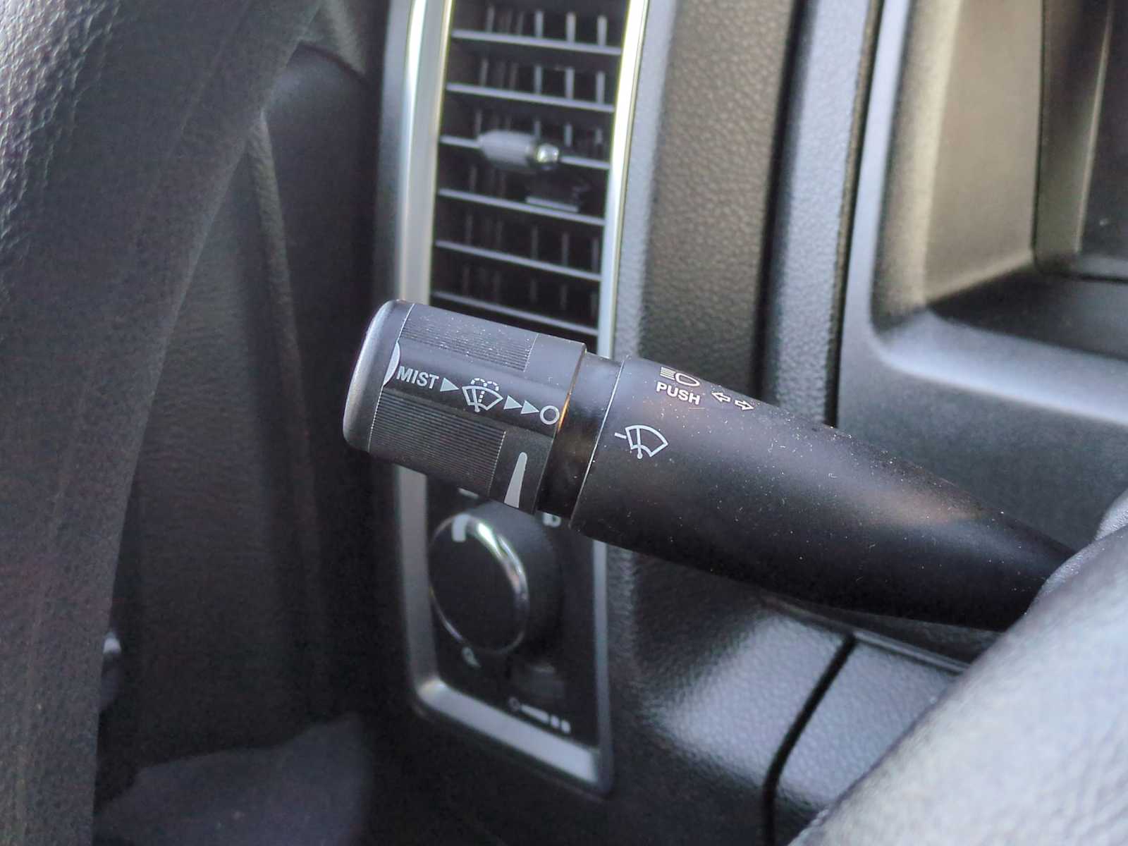 Thumbnail: 2024 RAM 1500 Classic - 25