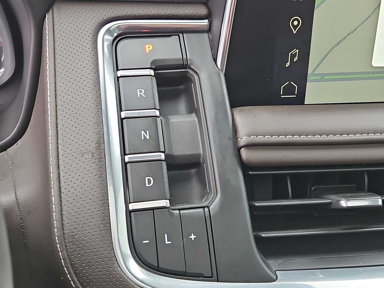 Thumbnail: 2024 GMC Yukon XL - 34