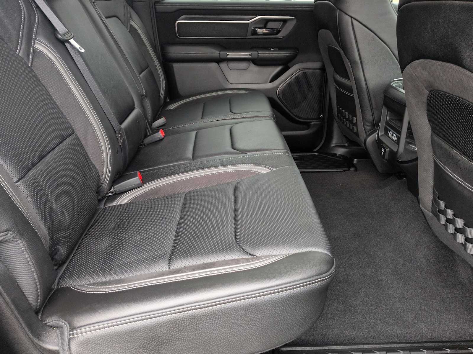 Thumbnail: 2025 RAM 1500 - 21