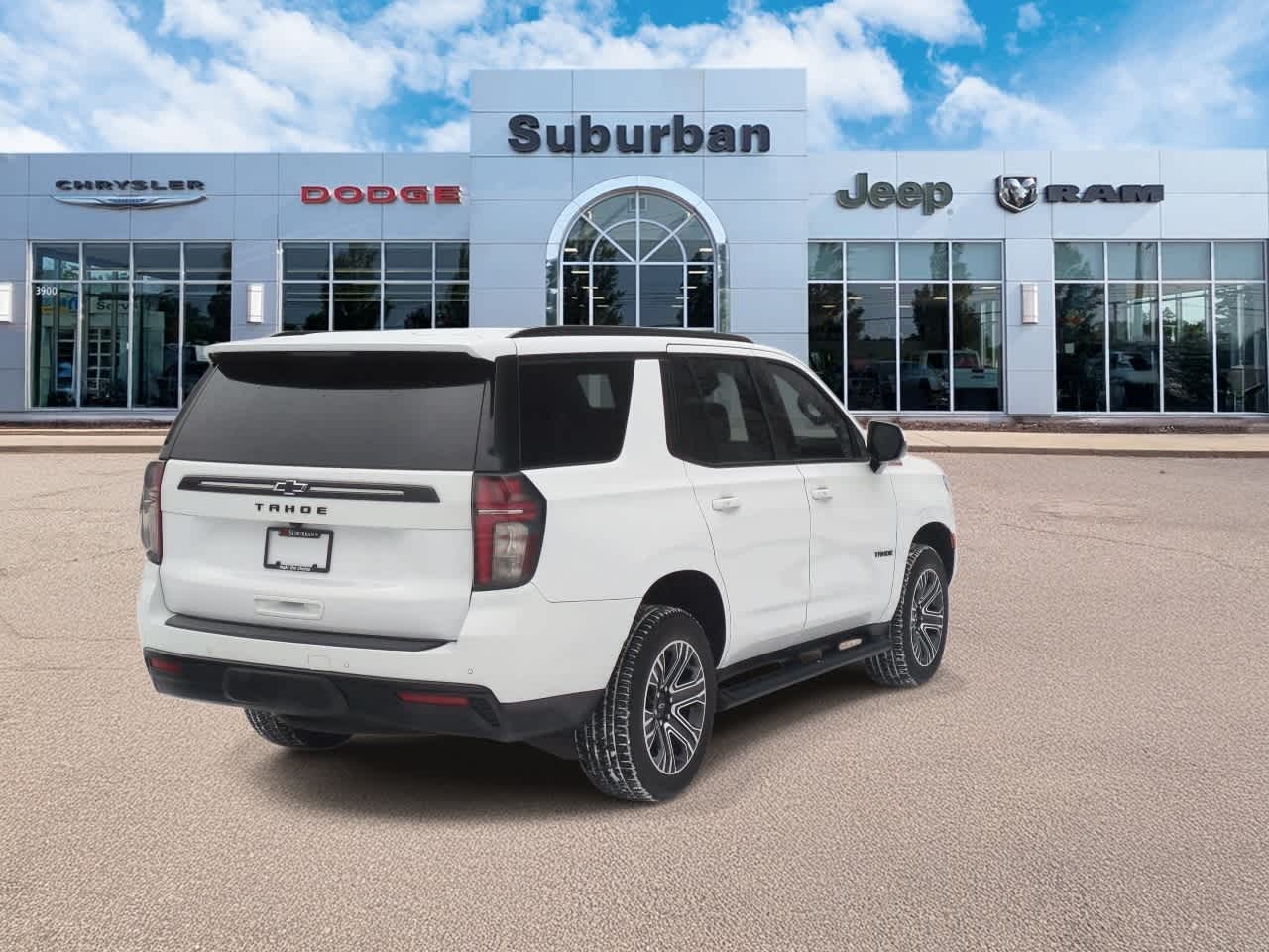 Thumbnail: 2023 Chevrolet Tahoe - 8