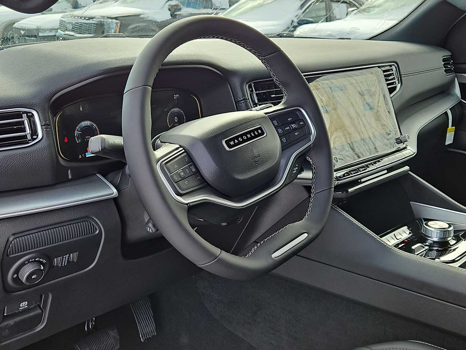 Thumbnail: 2025 Jeep Wagoneer - 10