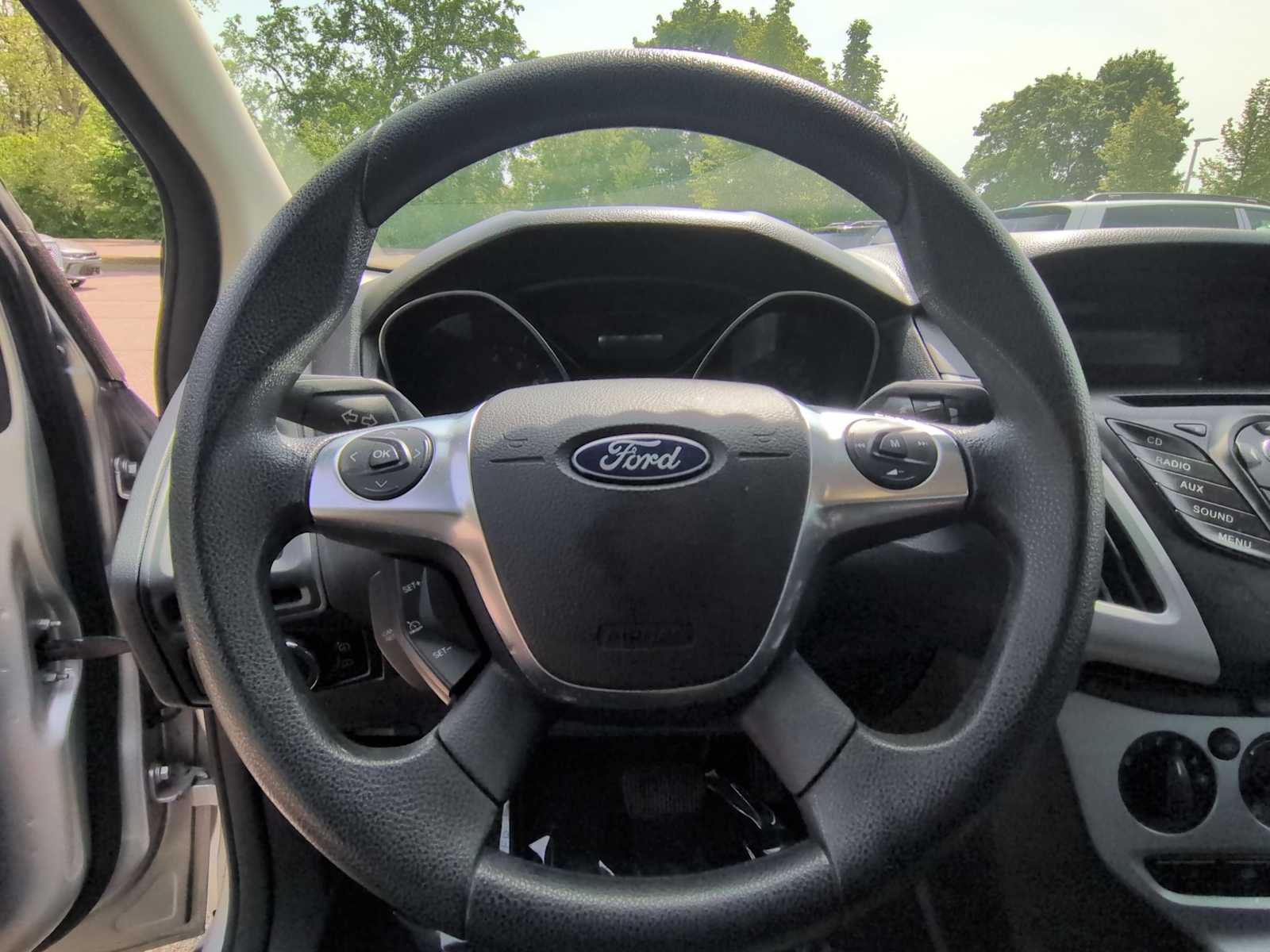 Thumbnail: 2012 Ford Focus - 21