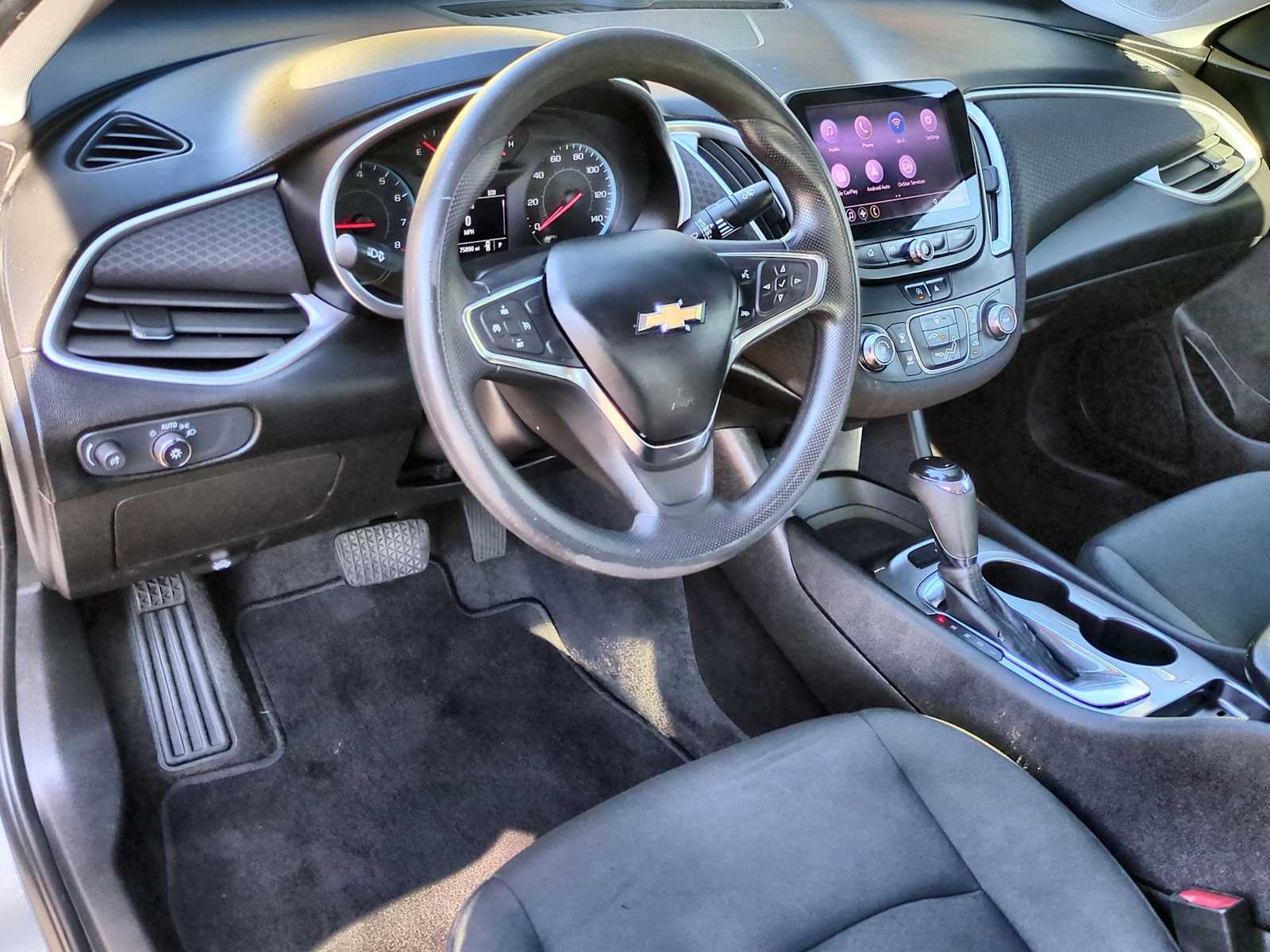 Thumbnail: 2020 Chevrolet Malibu - 10