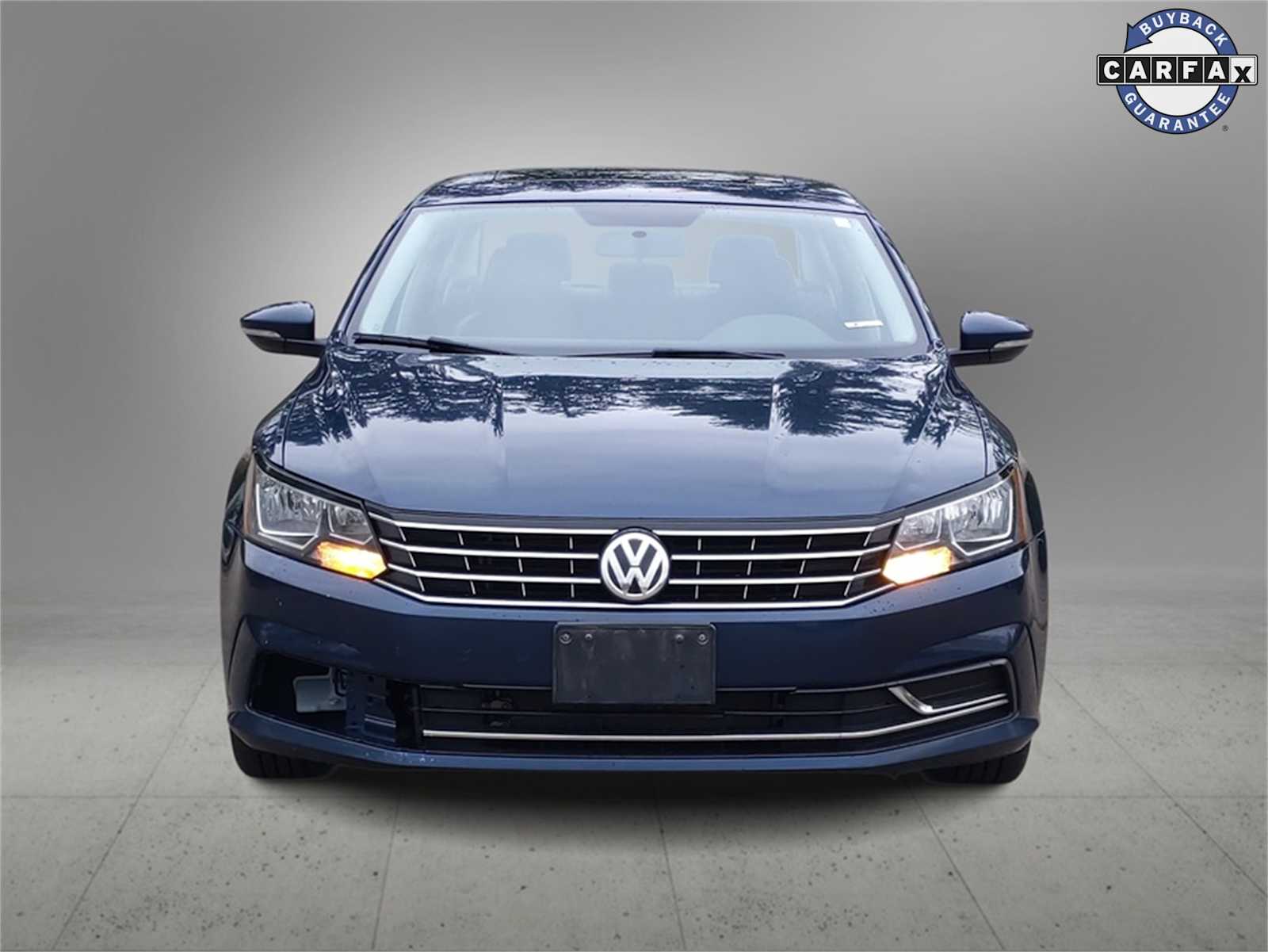 Thumbnail: 2019 Volkswagen Passat - 3