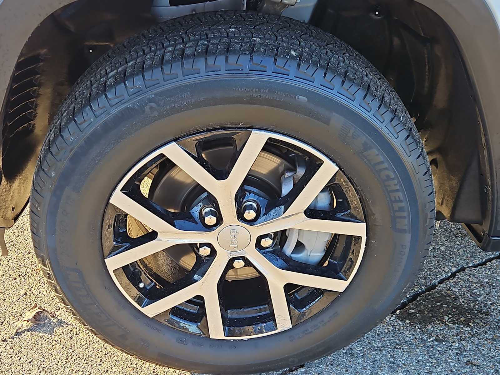 Thumbnail: 2025 Jeep Grand Cherokee - 14