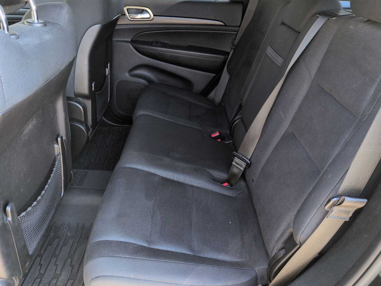 Thumbnail: 2016 Jeep Grand Cherokee - 20