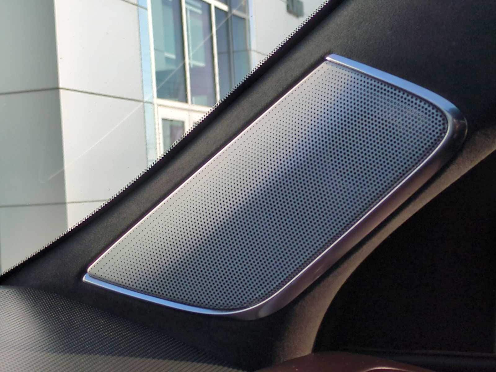 Thumbnail: 2023 Cadillac Escalade - 32