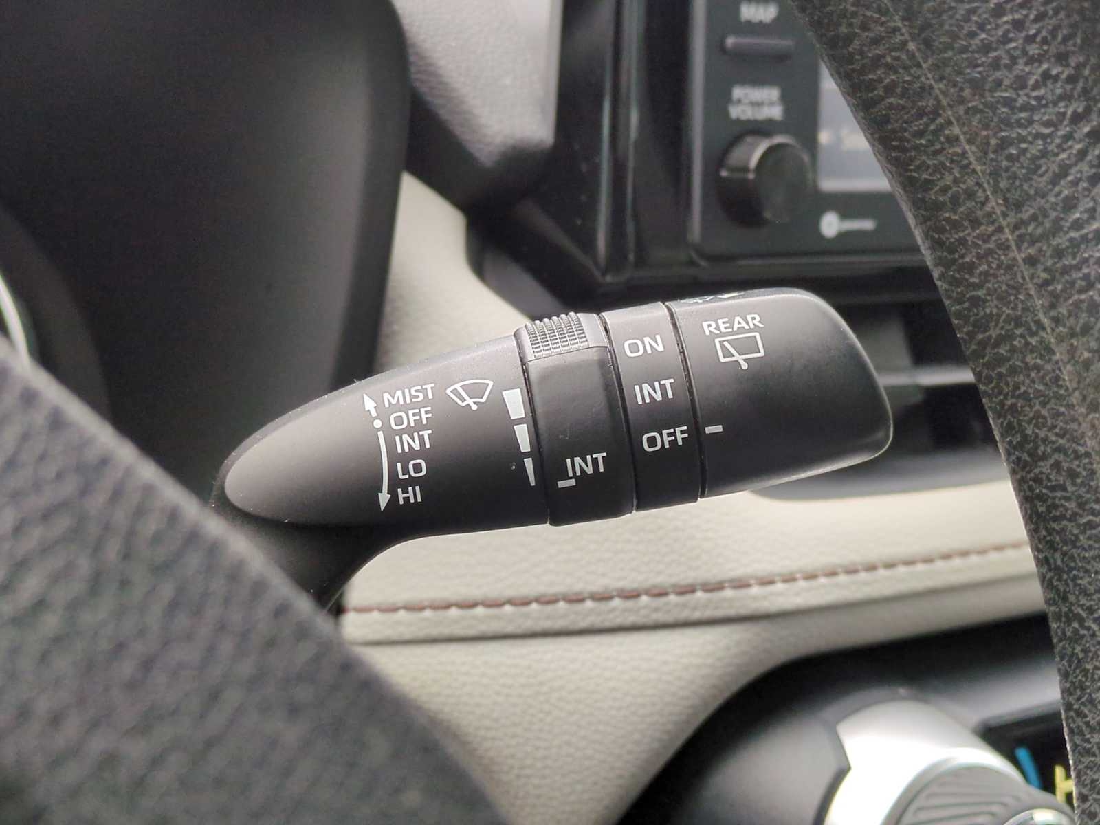 Thumbnail: 2020 Toyota RAV4 - 27