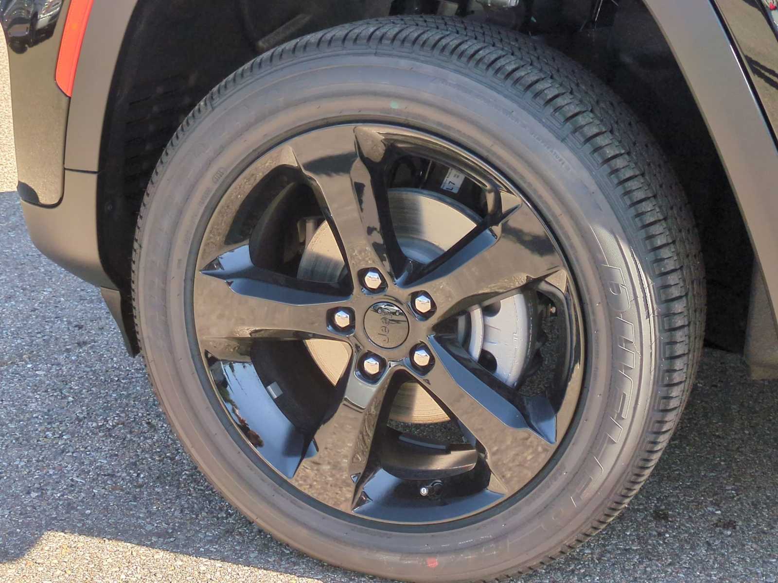 Thumbnail: 2025 Jeep Grand Cherokee - 14