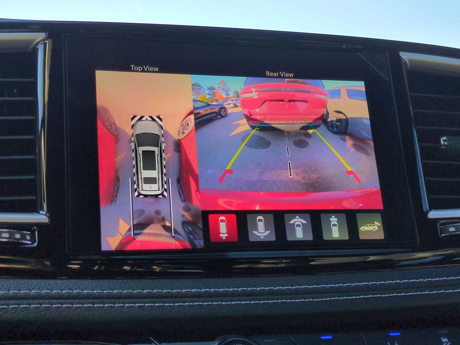 Thumbnail: 2026 Chrysler Pacifica - 28