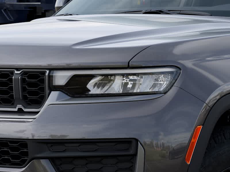 Thumbnail: 2026 Jeep Grand Cherokee - 10