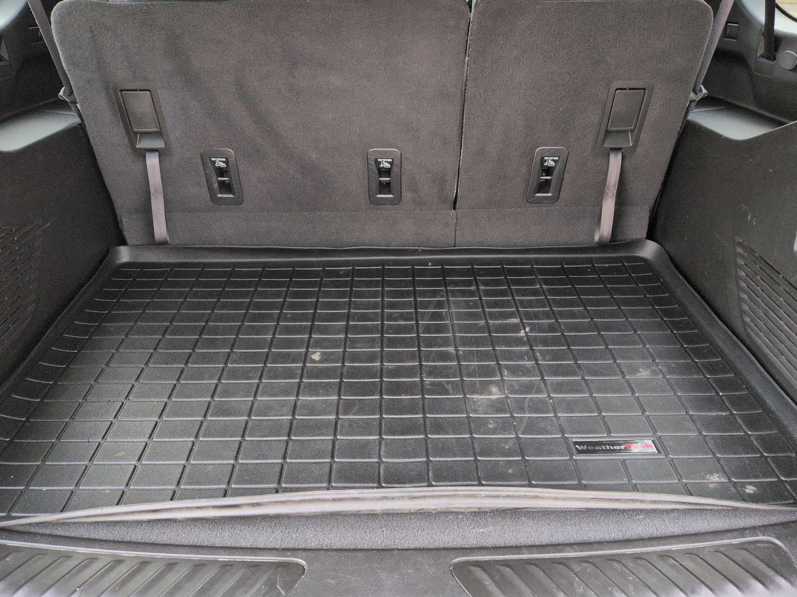 Thumbnail: 2022 GMC Yukon XL - 37