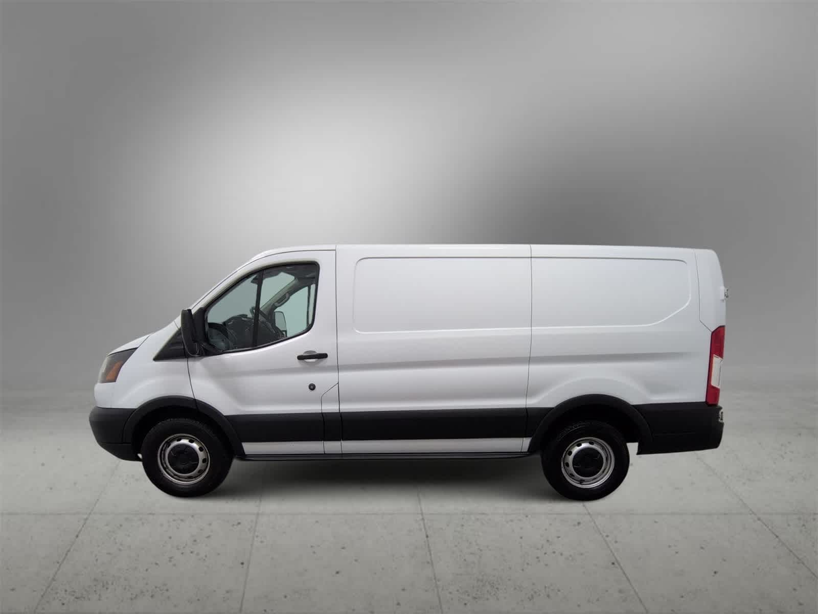 Thumbnail: 2019 Ford Transit Series - 5