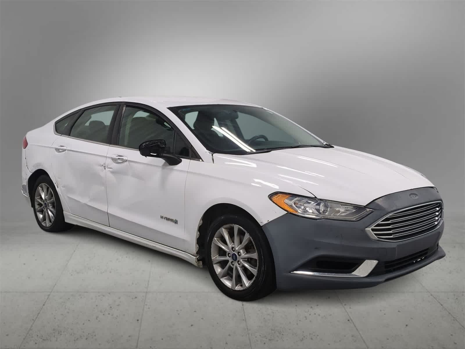 Thumbnail: 2017 Ford Fusion - 2