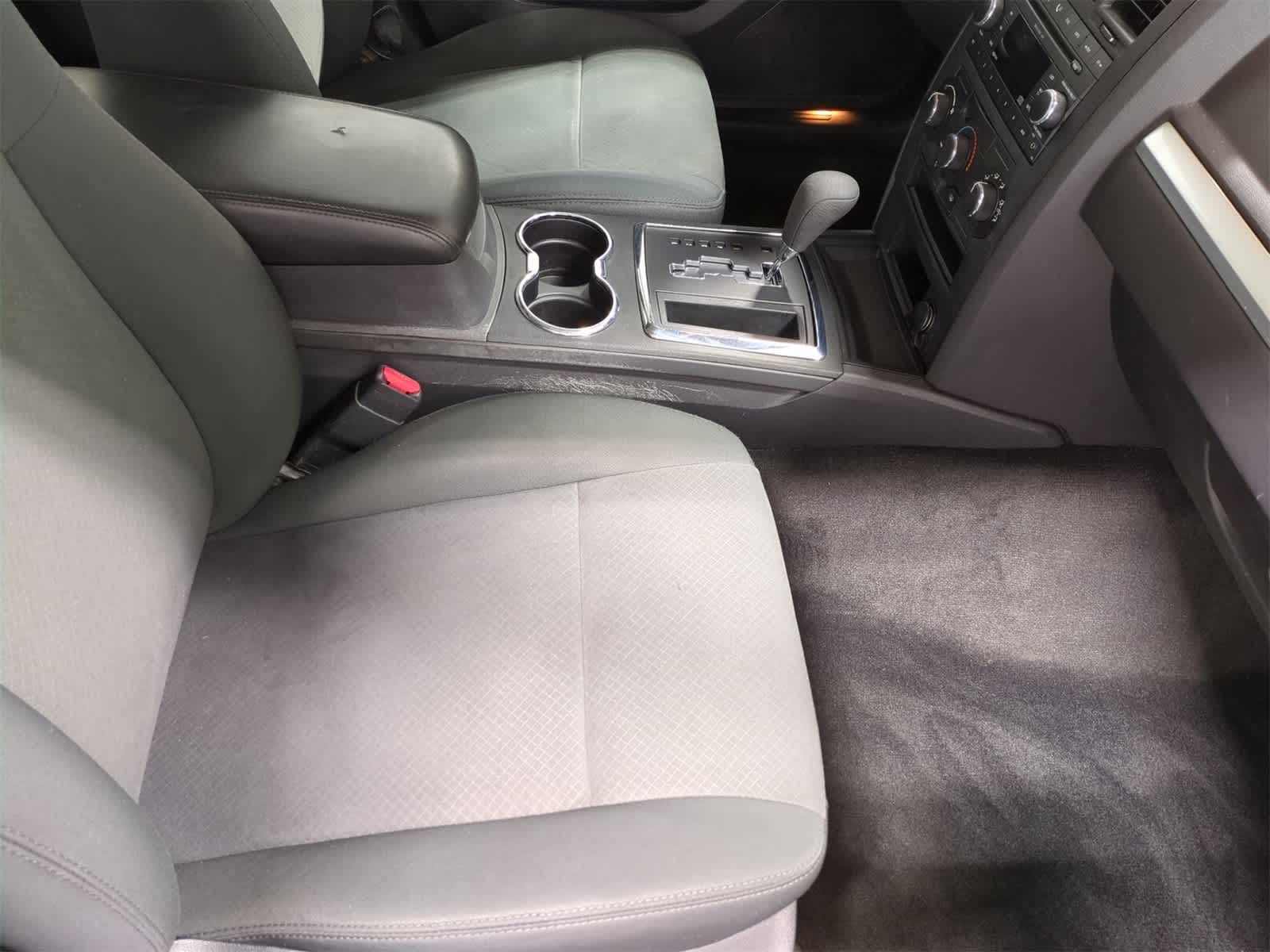 Thumbnail: 2008 Chrysler 300 - 22