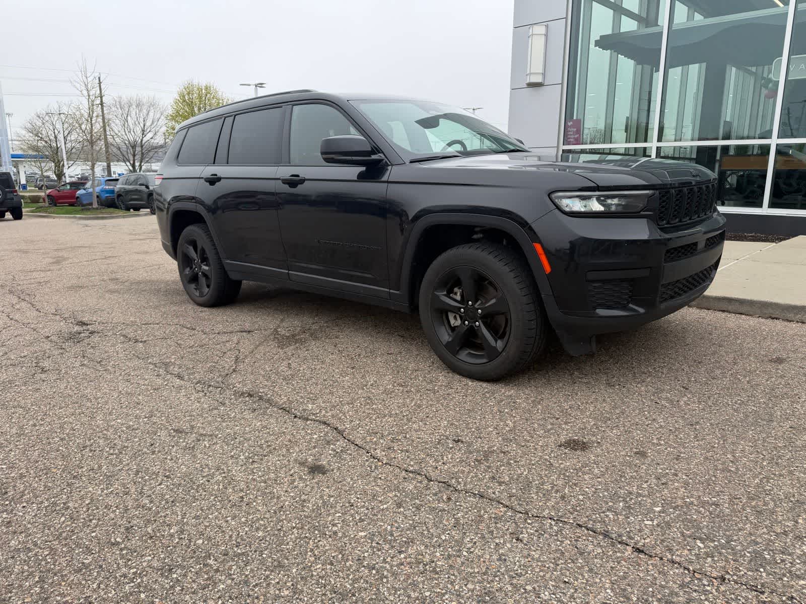 Thumbnail: 2022 Jeep Grand Cherokee L - 8