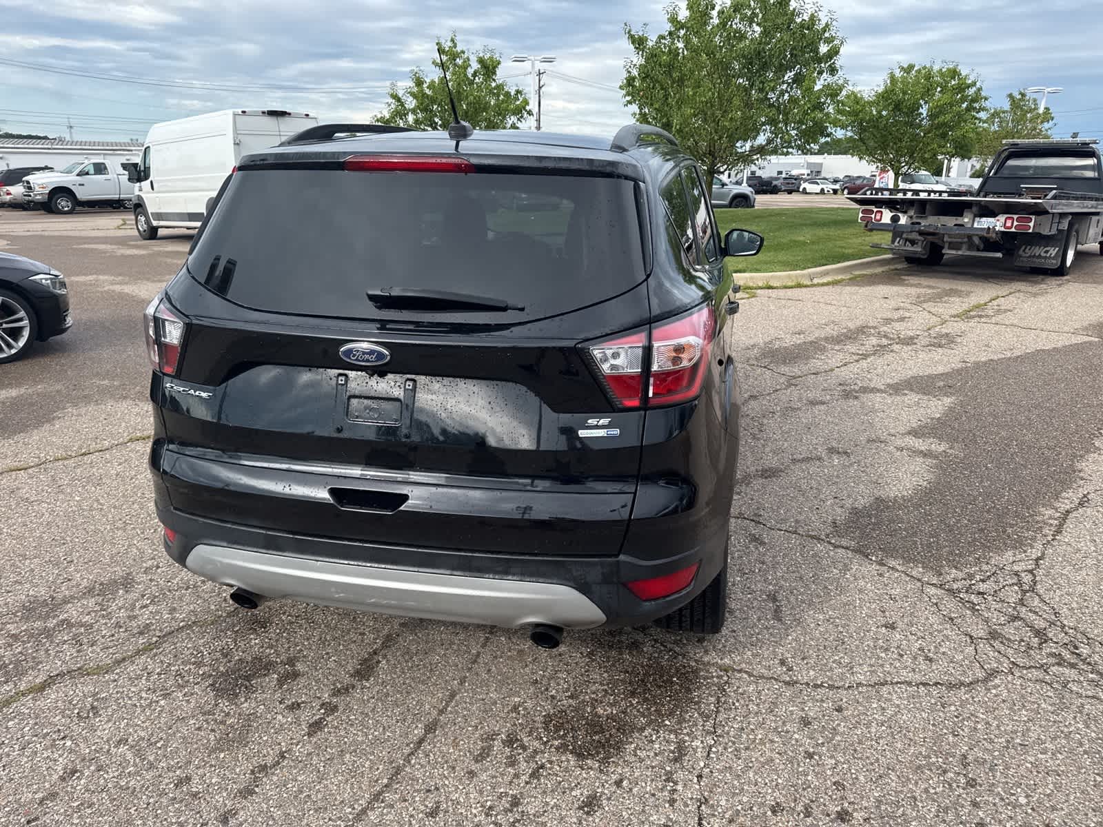 Thumbnail: 2018 Ford Escape - 19