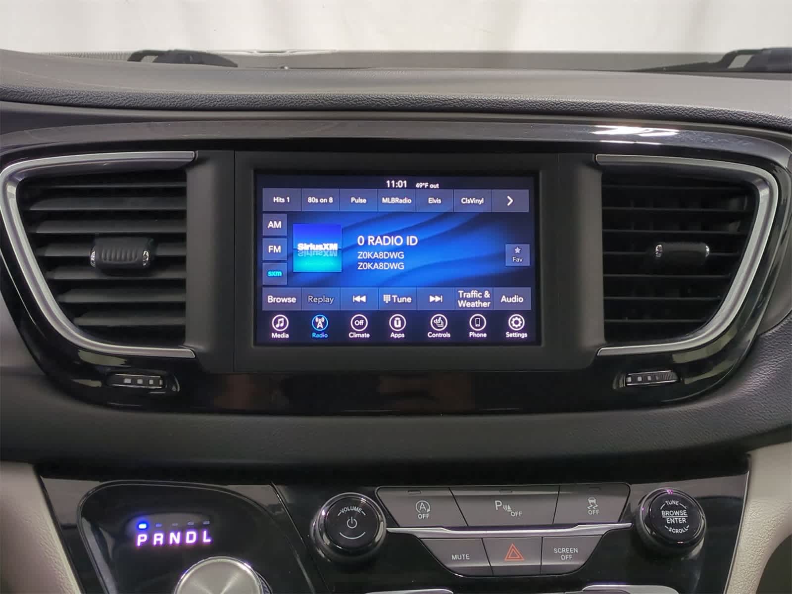 2020 Chrysler Pacifica Touring L 28
