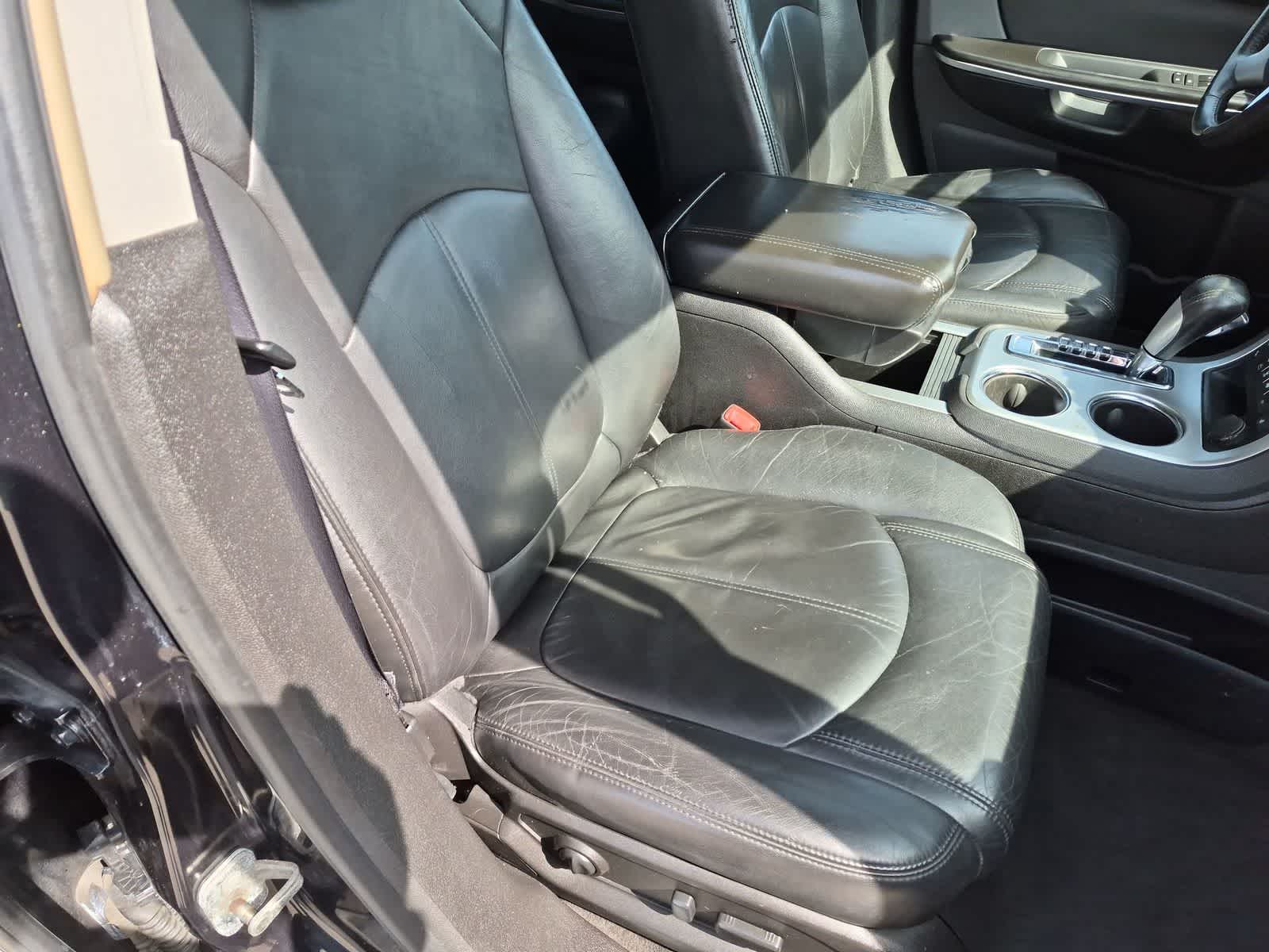 Thumbnail: 2009 GMC Acadia - 28
