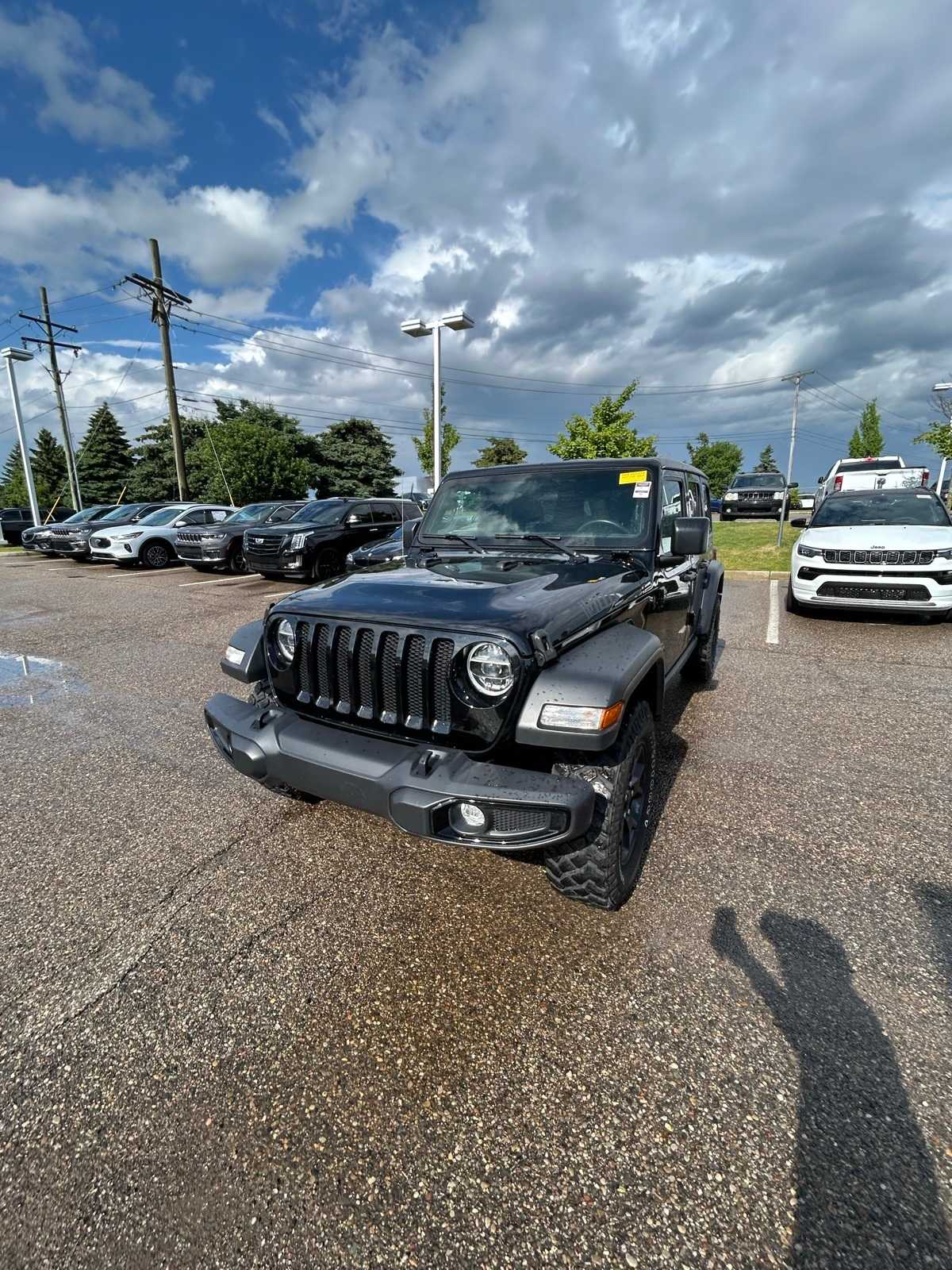 Thumbnail: 2021 Jeep Wrangler - 3