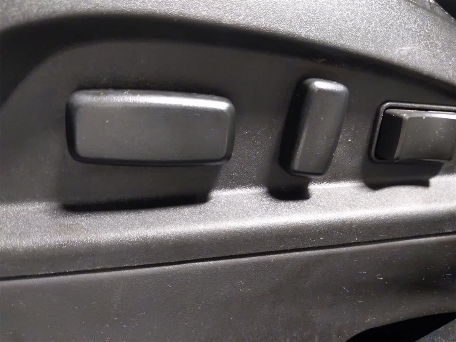Thumbnail: 2017 Chevrolet Equinox - 18