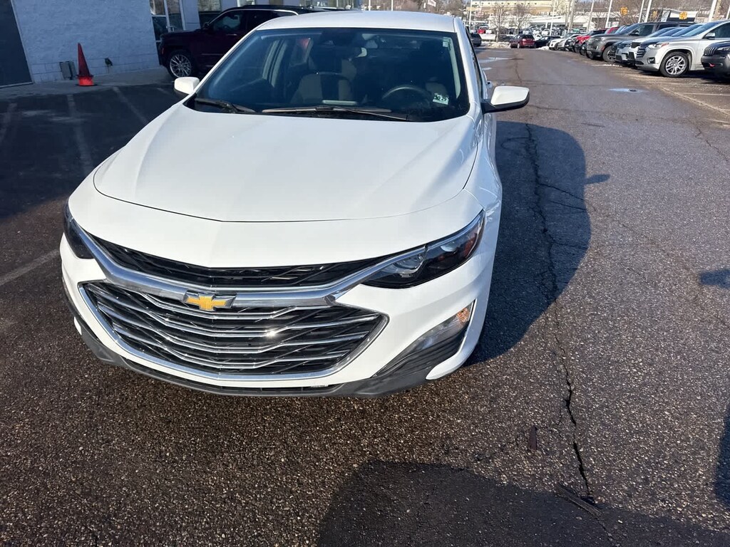 Certified 2025 Chevrolet Malibu LT Sedan
