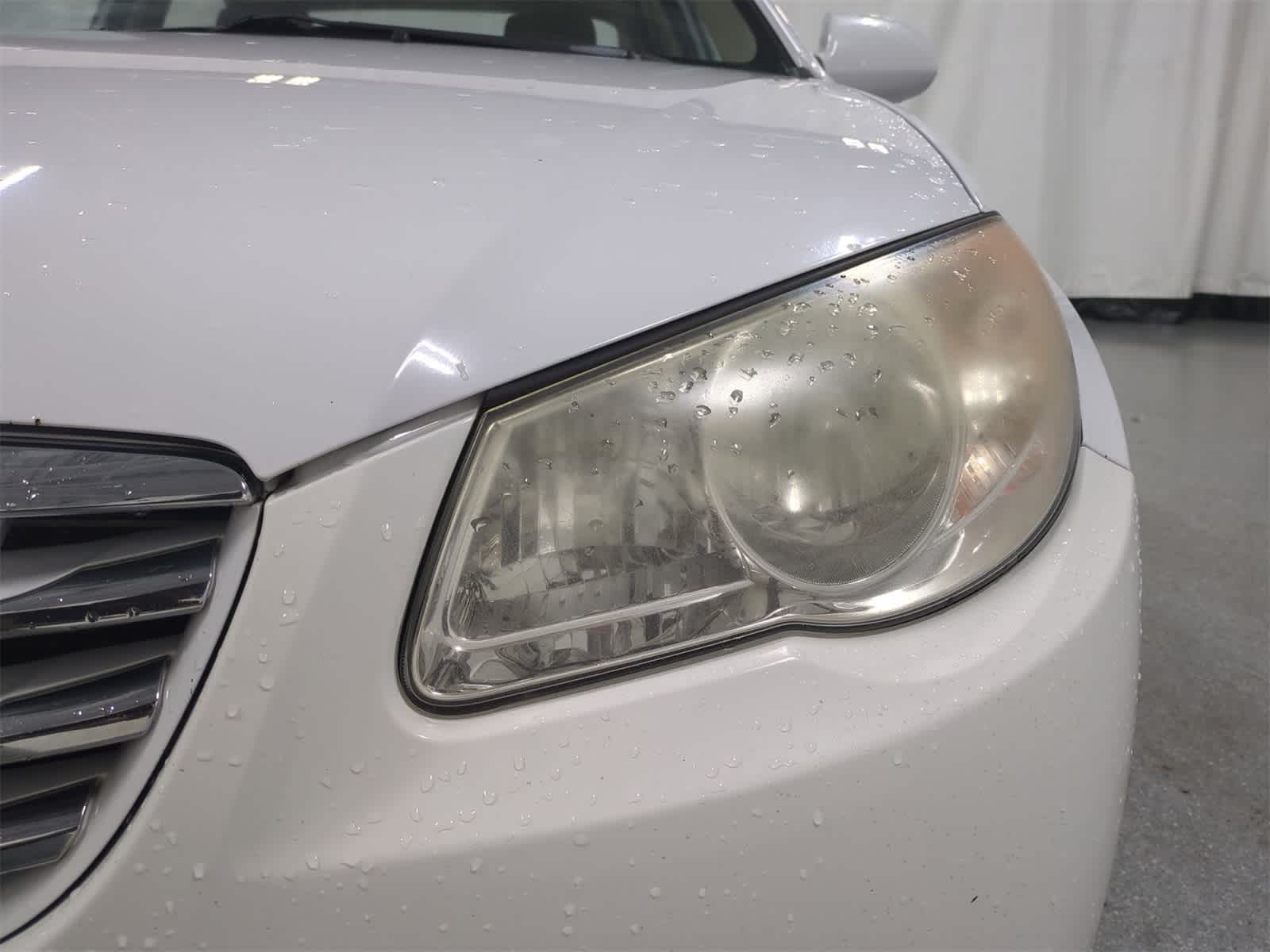 Thumbnail: 2010 Hyundai Elantra - 11